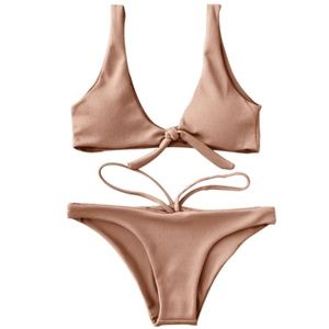 Ribbed Knotted Bikini